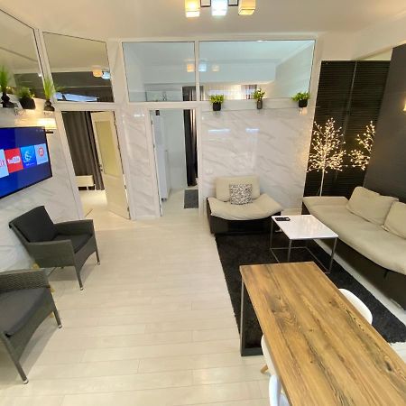 New Double Room Luxury Apartment In The Center Kischinau Exterior foto
