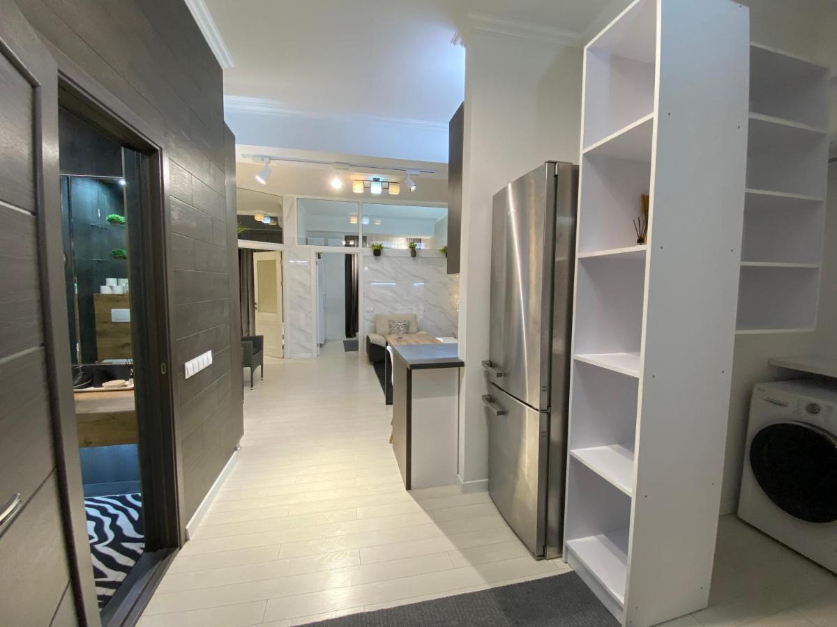 New Double Room Luxury Apartment In The Center Kischinau Exterior foto